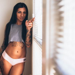 Myriem - rencontre-beurette-roanne-vYVD