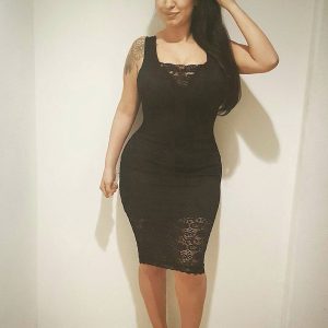 Oublie le resto, on va droit au but Amira - rencontre-Beurette-Nîmes