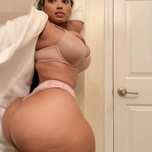 Nadia - rencontre-Libertine-Courbevoie
