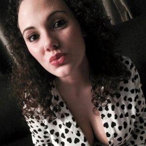 28 ans, en manque de chaleur Zara - rencontre-Teen-Nantes