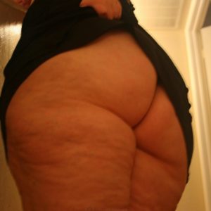 Juste après la poubelle je veux autre chose Farida - rencontre-Milf-Saint-Étienne