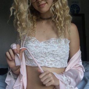 Chauffée en réunion, j’ai branché ma culotte Dalia - rencontre-Teen-Blois