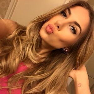 Farida 28 ans Farida - rencontre-Teen-Grenoble
